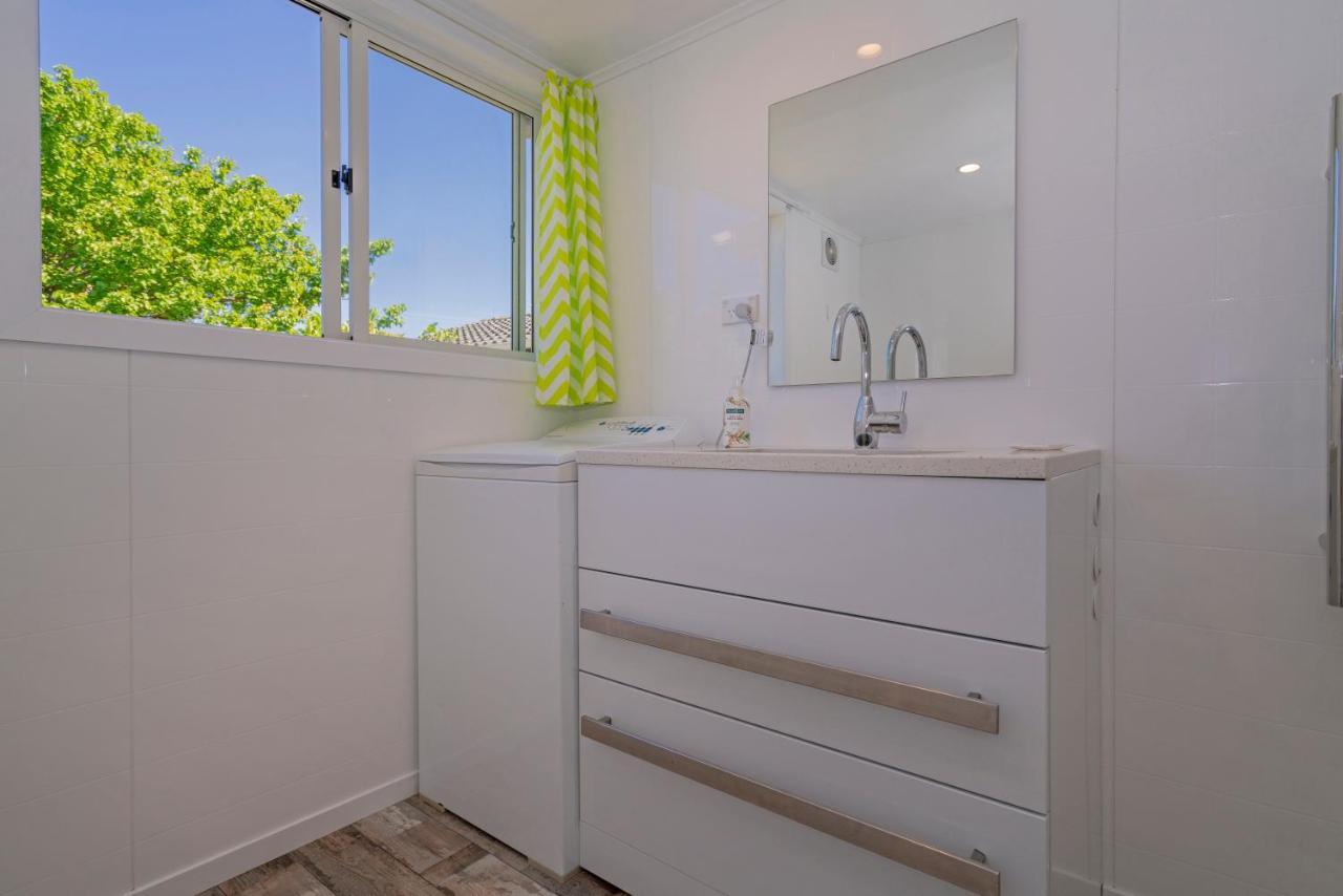 Roof Tops Apartment Whitianga Bagian luar foto